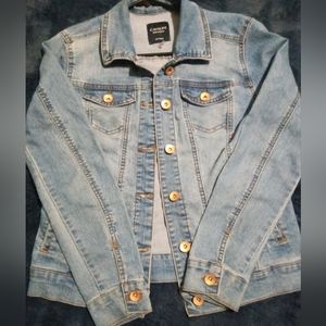 ❤️Jean jacket size M